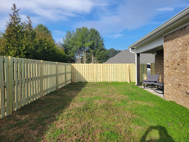 Wood privacy fence